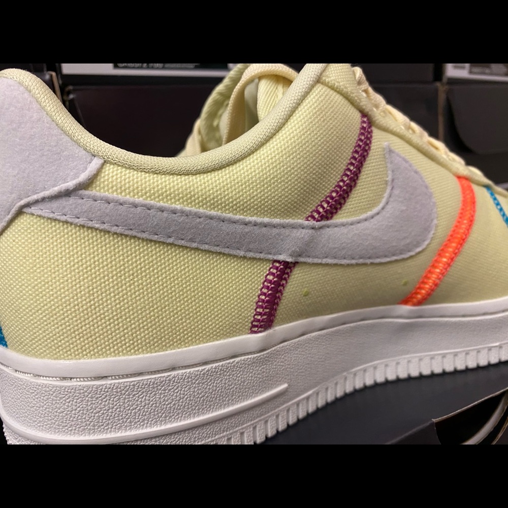 Nike Air Force 1 ‘07 LX - Picture 4 of 6